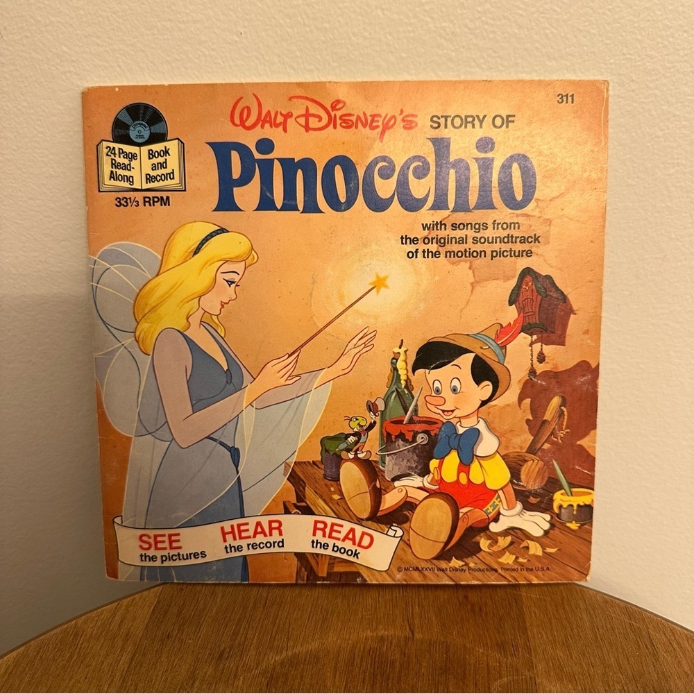 Vintage Disney Pinocchio #311 See Hear Read Record Book 33 1/3 RPM Songs Movie